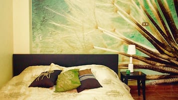 1 bedroom, premium bedding, free WiFi