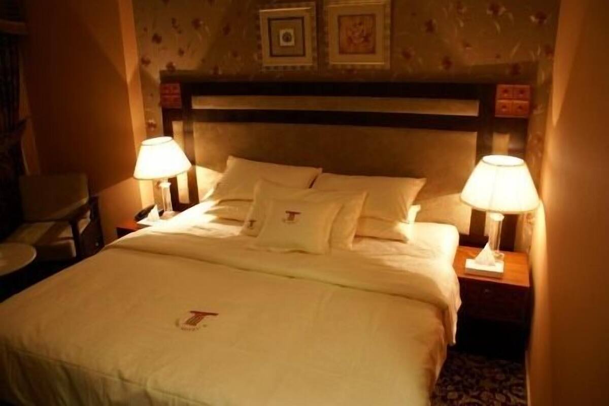 Quarto casal | Frigobar, cofres nos quartos, camas extras/dobráveis (sobretaxa)