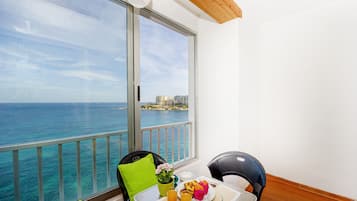 Apartment, 3 Schlafzimmer, Meerblick | Blick vom Balkon