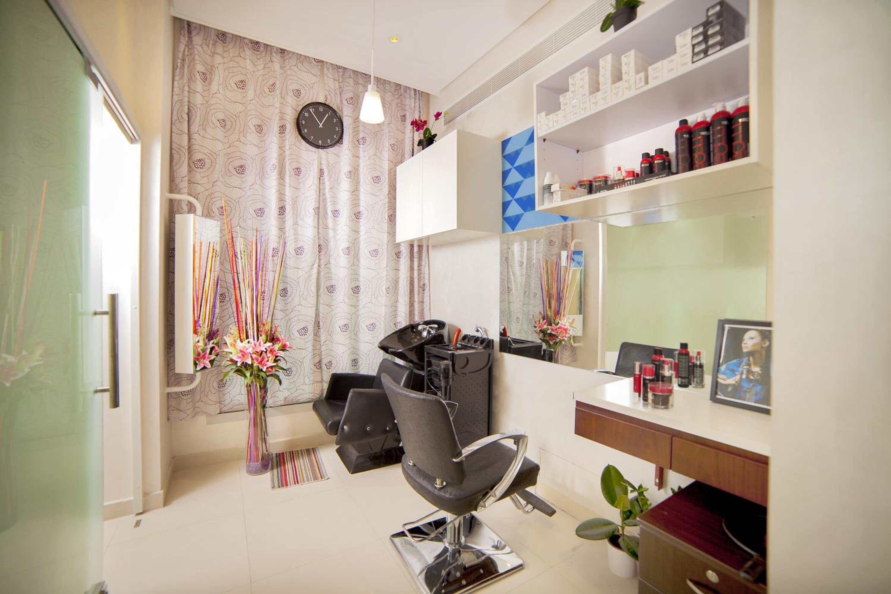 body treatments, deep-tissue massages, swedish massages, thai massages