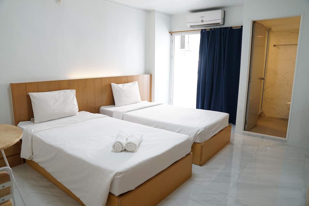 Kamar Twin Superior | Meja kerja, Wi-Fi gratis, dan seprai linen