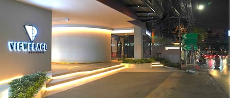 Front of property - evening/night