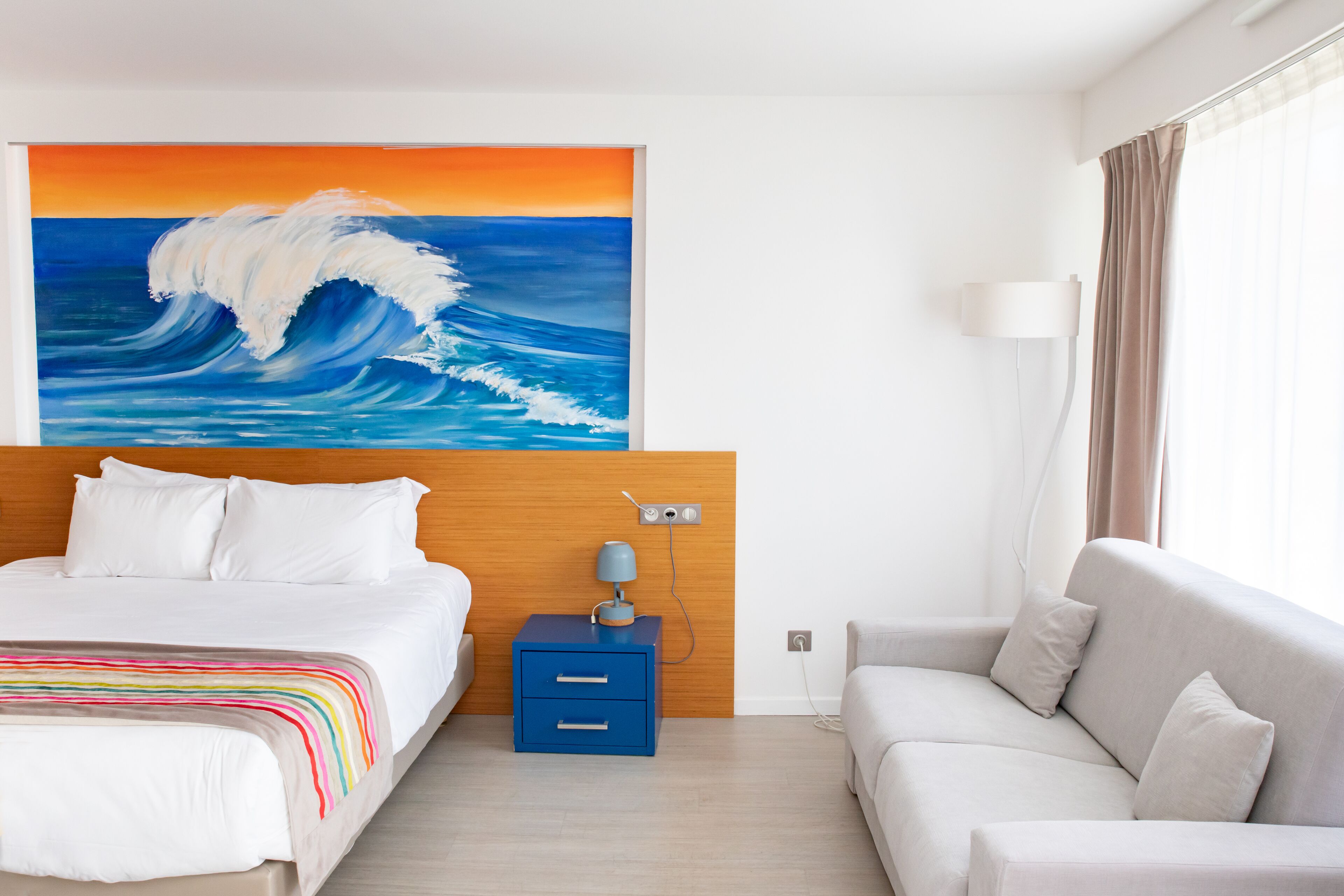 1 bedroom, premium bedding, minibar, in-room safe