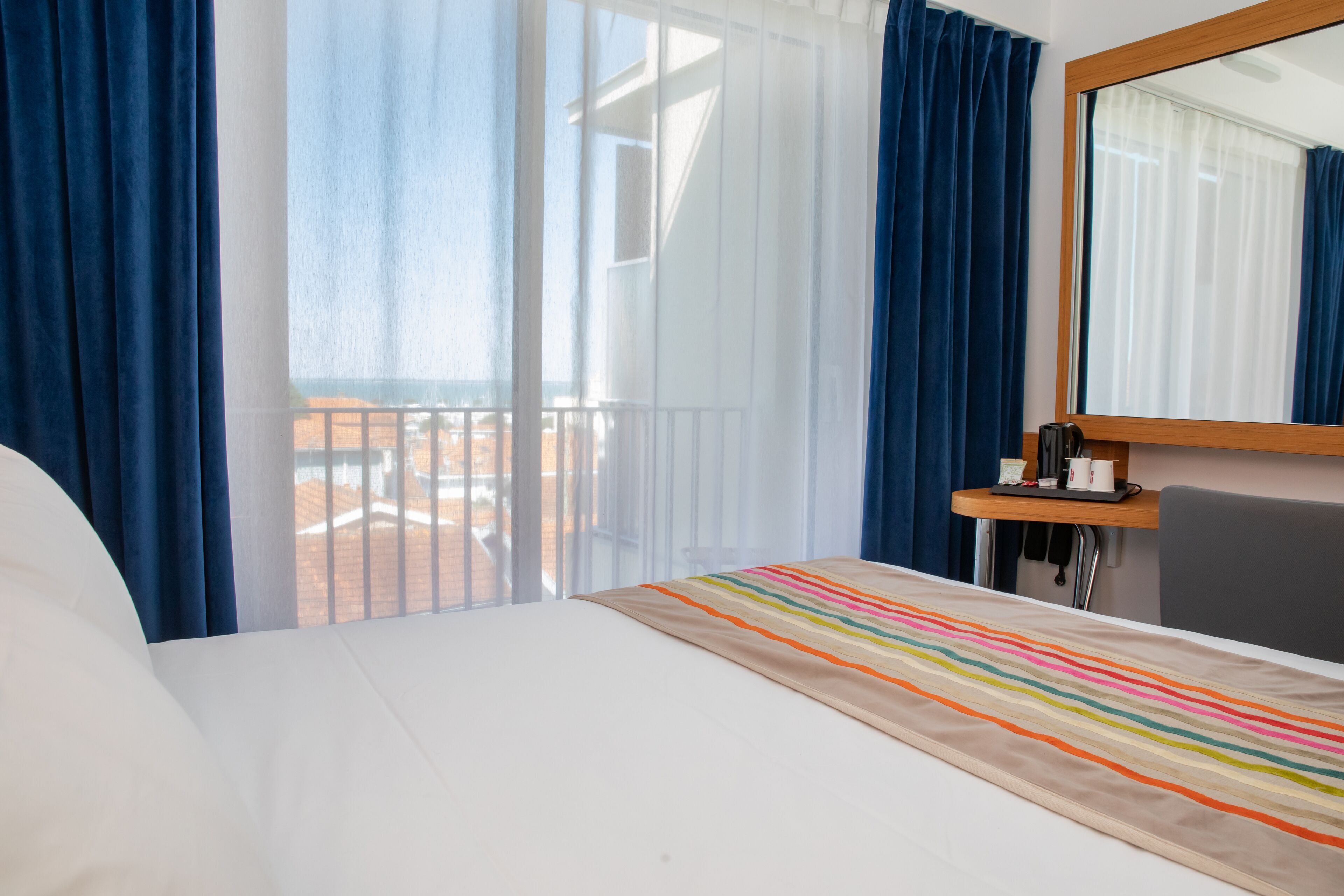 Premium bedding, minibar, in-room safe, desk