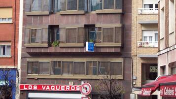 Fachada del alojamiento