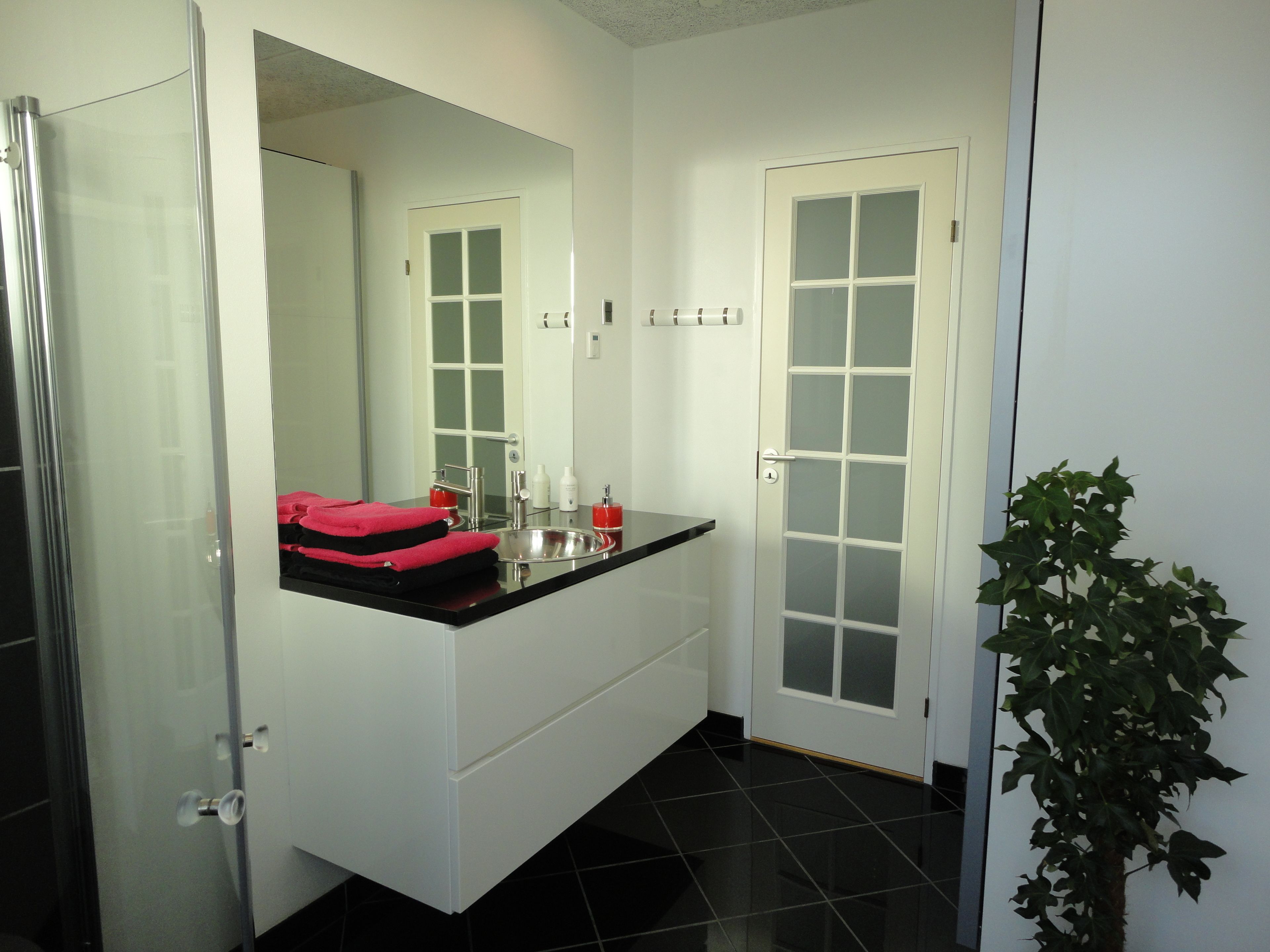 Wastafel kamar mandi