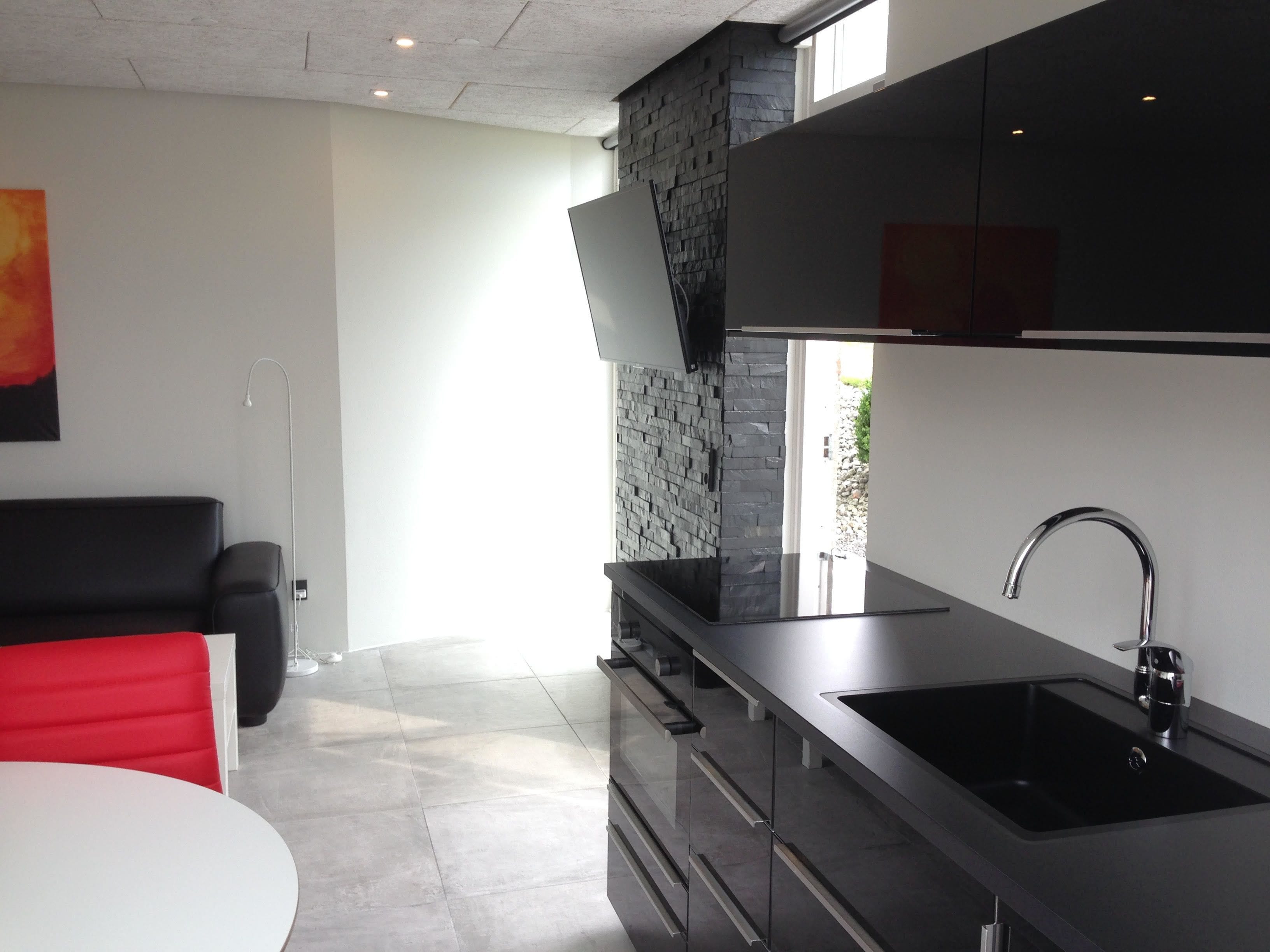 Apartment (40 m2) | Private kitchen | Coffee/tea maker, electric kettle, dining tables
