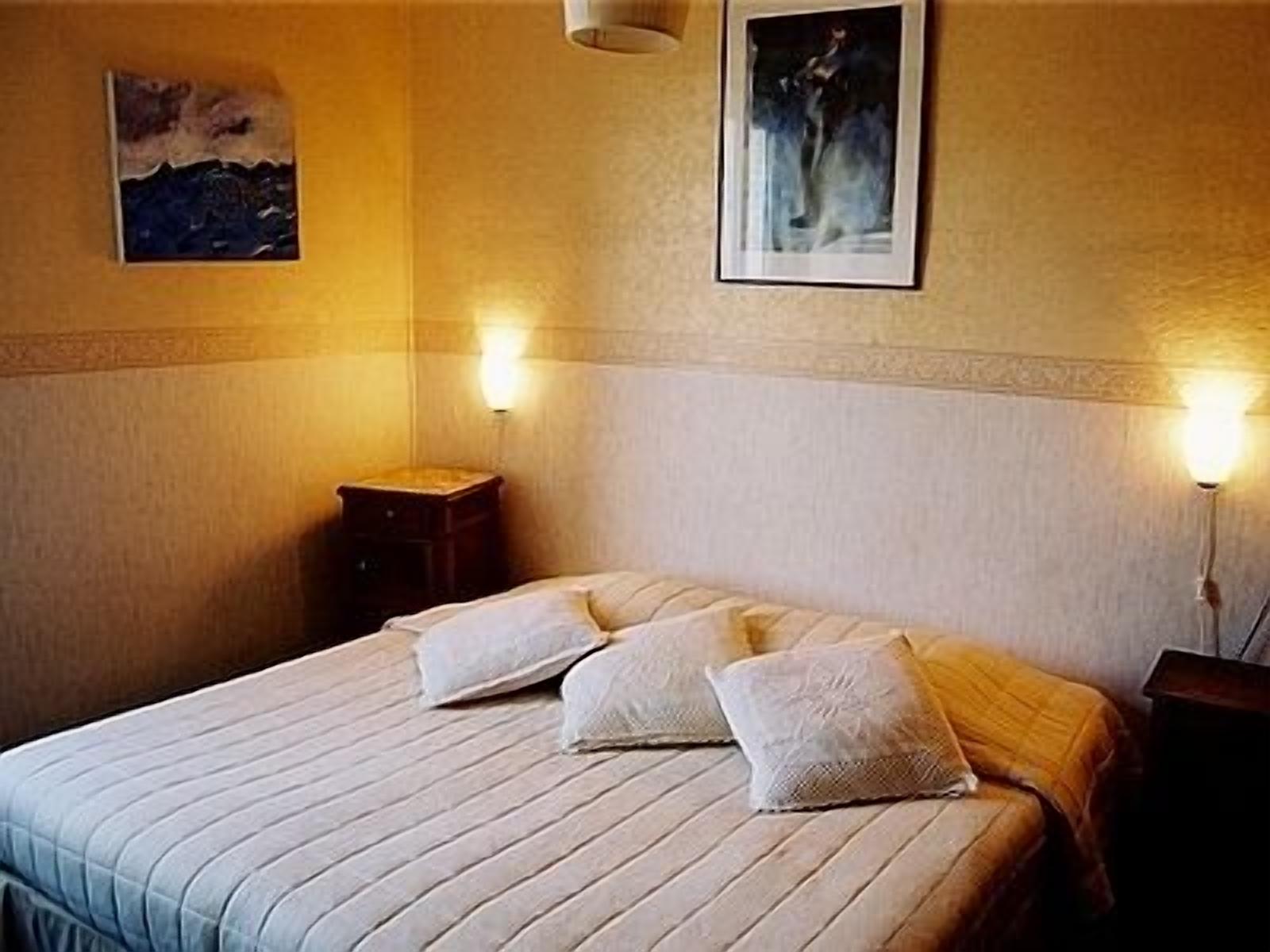 standard double room | desk, free wifi
