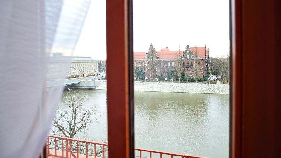 WenderEDU Business Center