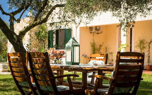 Koxyli Village Studios & Apartments