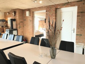 Shared kitchen - Egebjerggaard Bed & Breakfast (Varde)