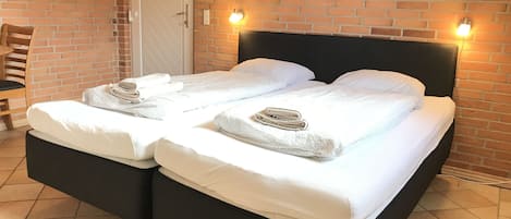Suite, salle de bain attenante | 1 chambre, Wi-Fi