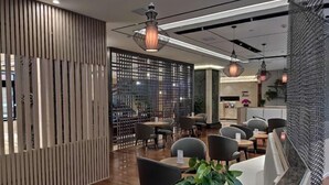 Lobby lounge - Elegance Hotel (Suqian)