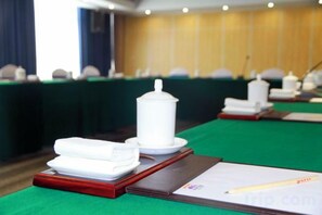 Unclassified image, 4 of 113, button - Elegance Hotel (Suqian)
