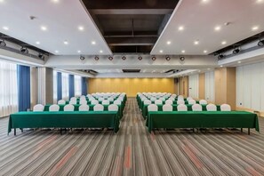 Unclassified image, 3 of 113, button - Elegance Hotel (Suqian)
