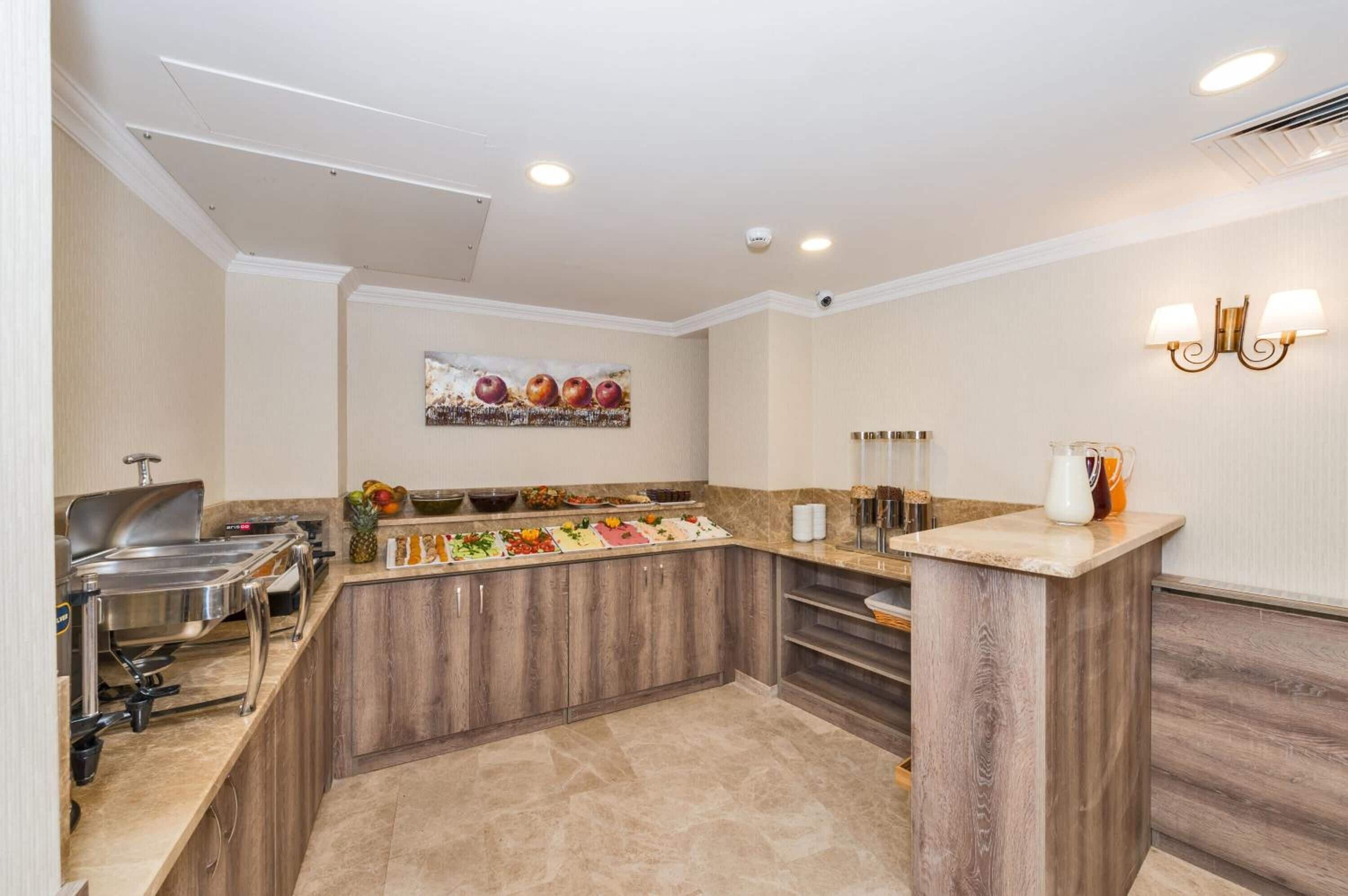 Photo - Alphonse Hotel