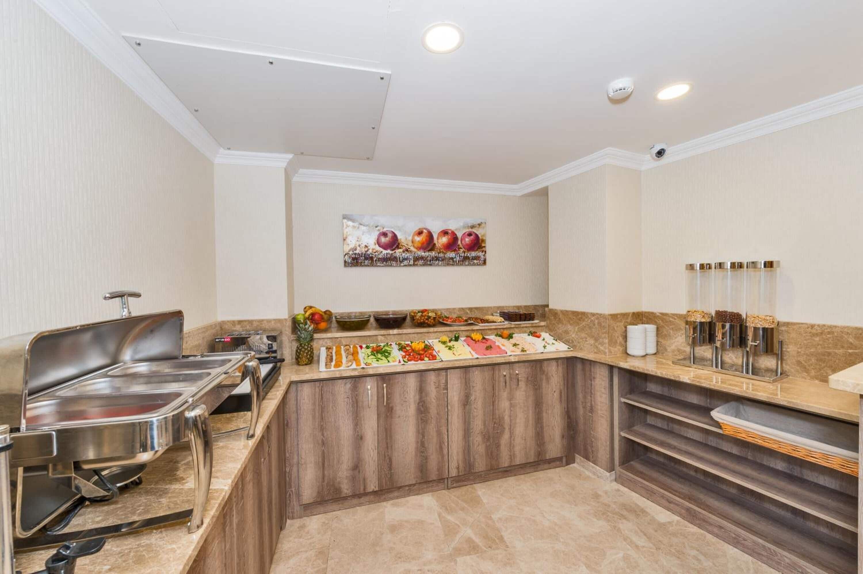 Photo - Alphonse Hotel