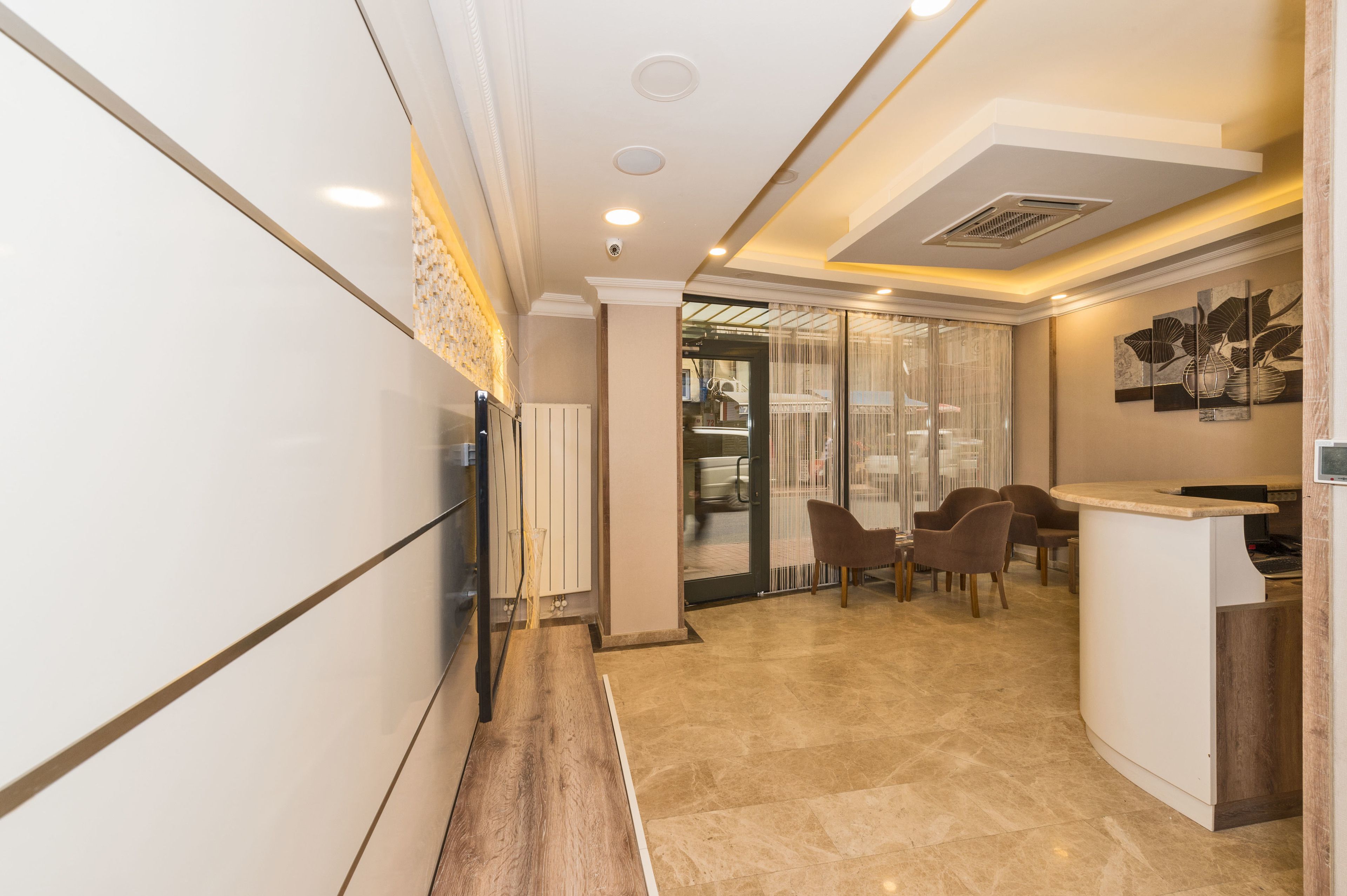 Photo - Alphonse Hotel