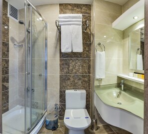 Bathroom - Alphonse Hotel (Istanbul)
