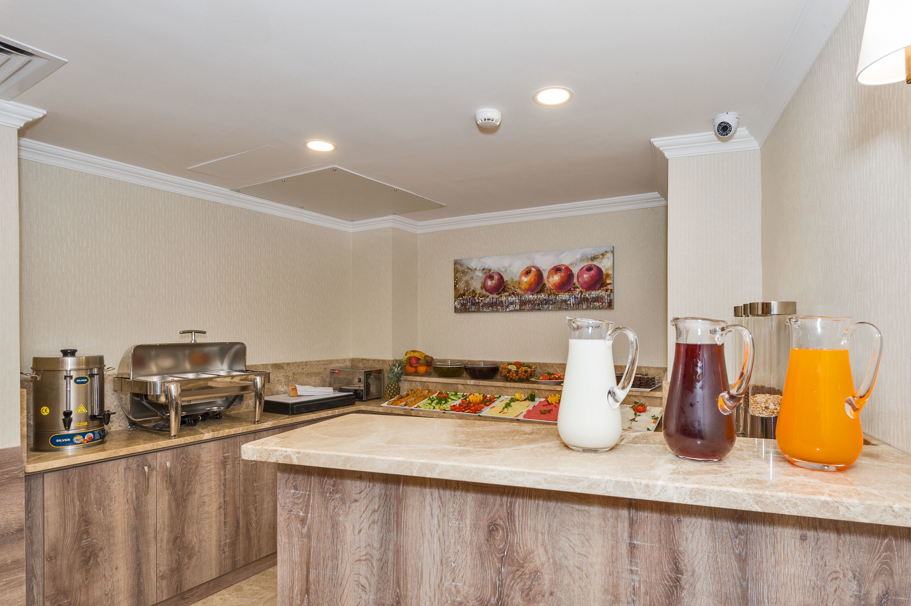 Photo - Alphonse Hotel