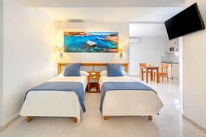 In-room safe, desk, free WiFi, bed sheets