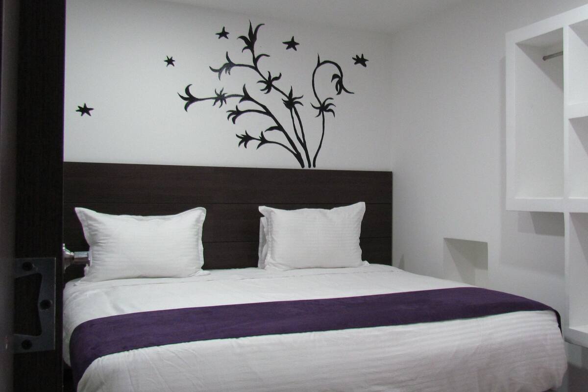 Minibar, desk, rollaway beds, free WiFi