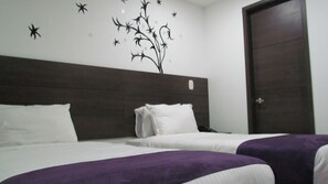 Minibar, bureau, lits pliants/supplémentaires, Wi-Fi gratuit