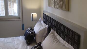 1 bedroom, premium bedding, minibar, desk