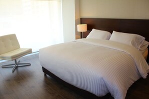Frette Italian sheets, premium bedding, down duvets, pillow-top beds - Hotel Santa Barbara Boutique (Bogotá)