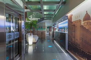 Interior entrance - Hotel Santa Barbara Boutique (Bogotá)