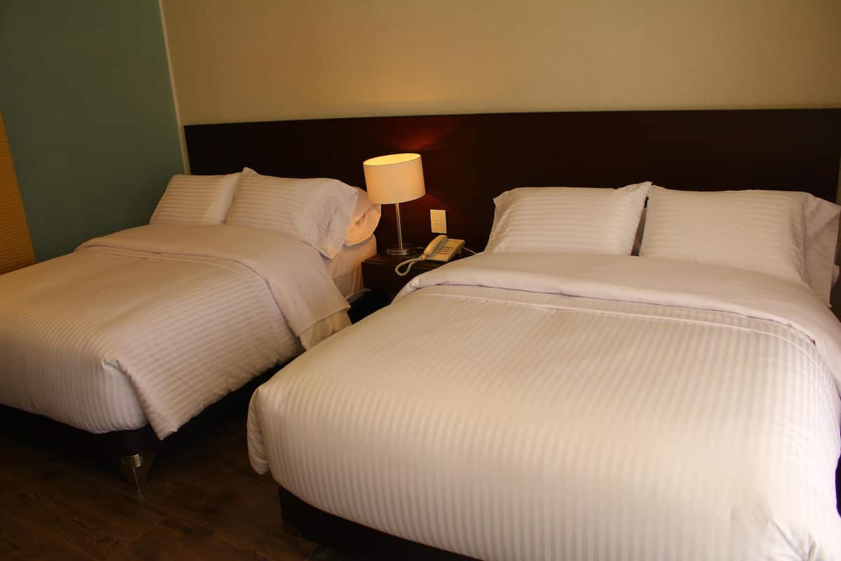 Italiaanse Frette-lakens, luxe beddengoed, donzen dekbedden