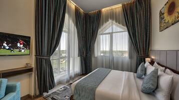 Minibar, coffres-forts dans les chambres, décoration personnalisée