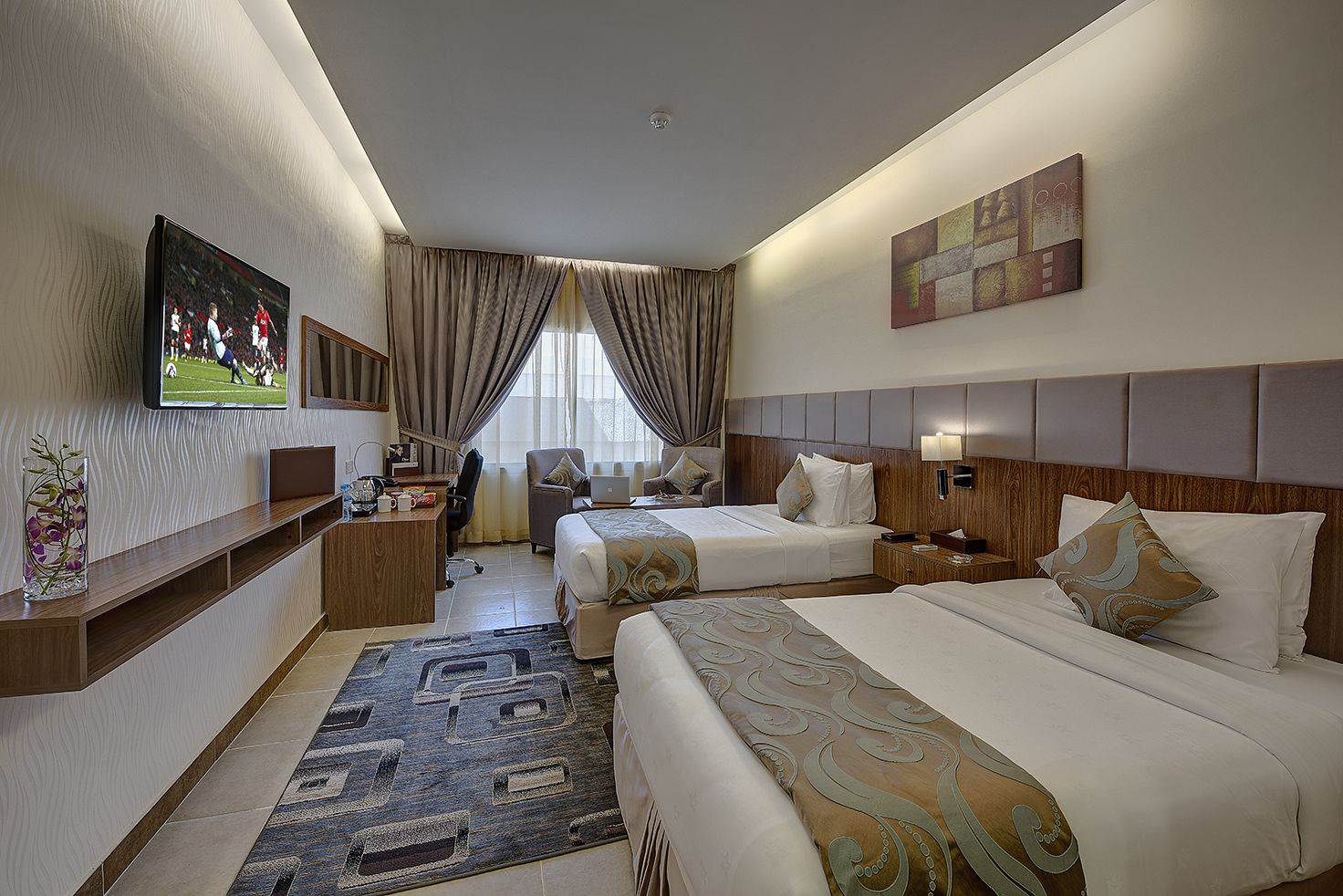 minibar, in-room safe, individually decorated, individually furnished