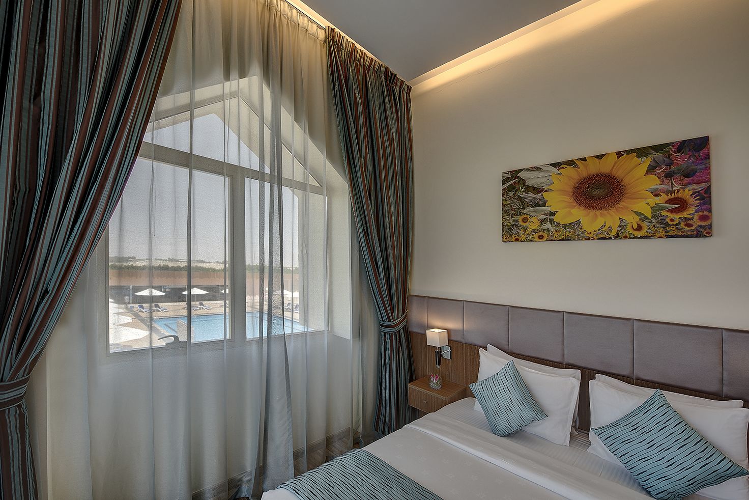 Minibar, in-room safe, individually decorated, individually furnished