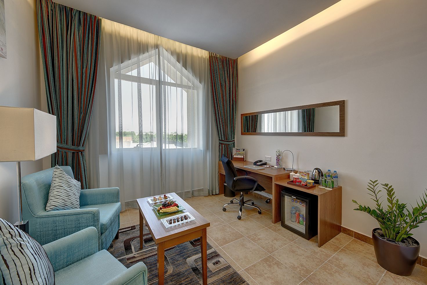 minibar, in-room safe, individually decorated, individually furnished