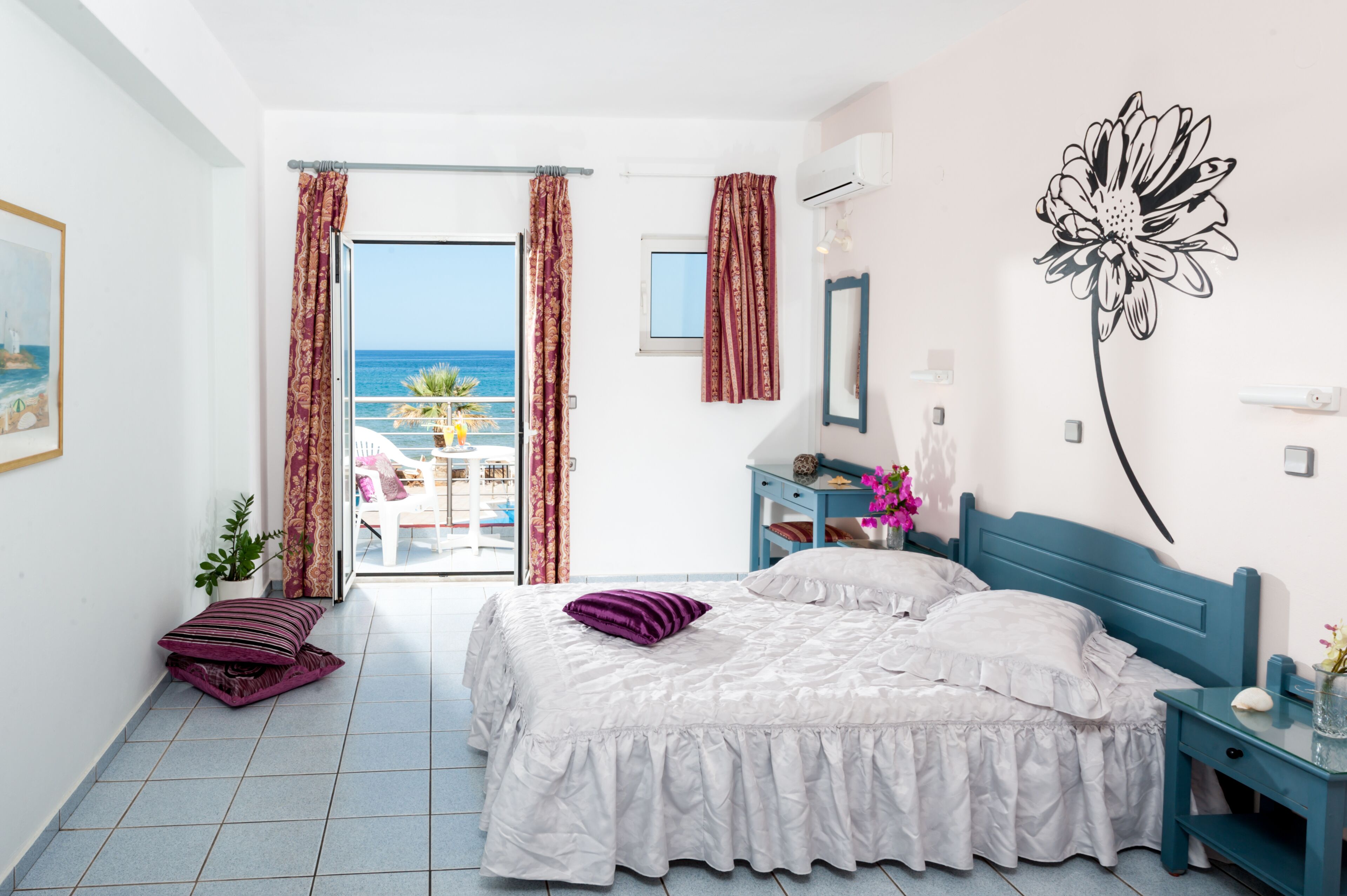 Photo - Laplaya Beach