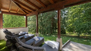 Outdoor treatment areas, Turkish bath