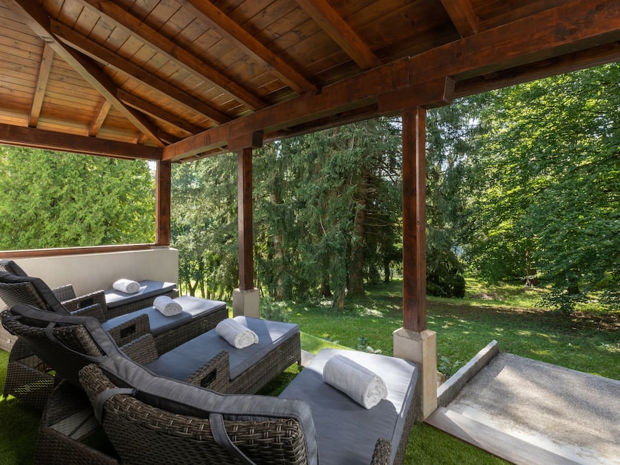 Behandelingsruimtes in de openlucht, een Turks bad/hammam