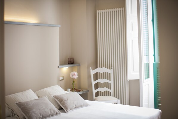 Premium bedding, minibar, in-room safe, desk