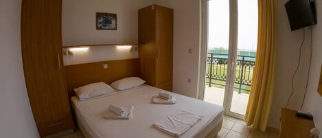 Lejlighed - 1 soveværelse - havudsigt | Premium-sengetøj, pengeskab på værelset, lydisolering