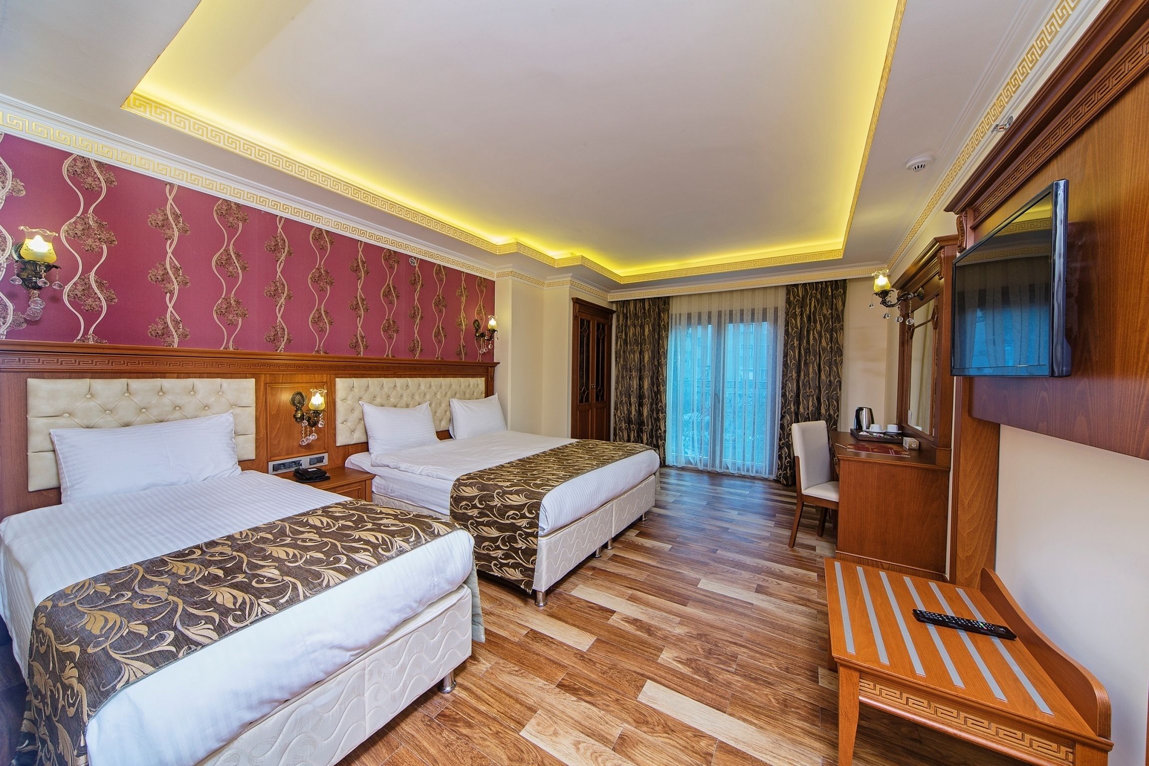 Deluxe Triple Room