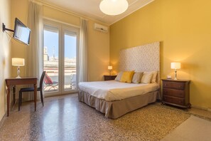 In-room safe, desk, soundproofing, free WiFi - Al Porto di Cagliari (Cagliari)
