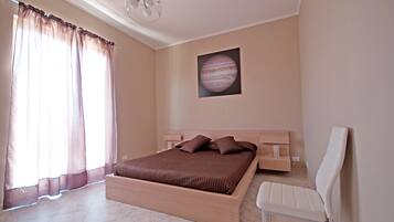 Chambre Double, salle de bains privée