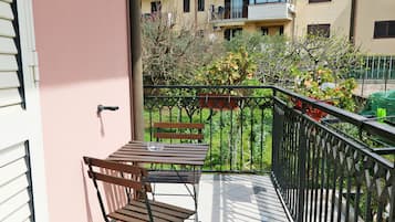 Camera doppia, bagno privato | Balcone