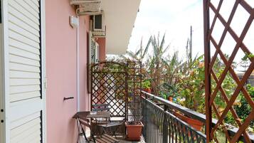 Camera doppia, bagno privato | Balcone