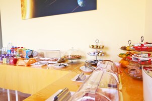 รวมอาหารเช้าแบบบุฟเฟ่ต์ ทุกวัน