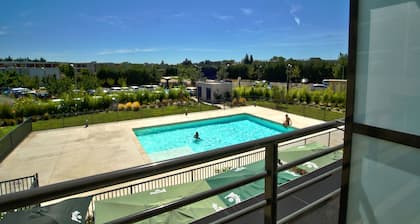 Kosy Aparthotel Campus del Sol Esplanade