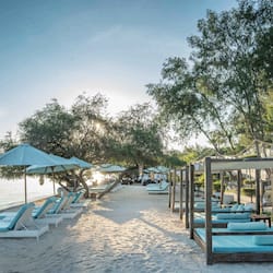 Plage privée, bar de plage