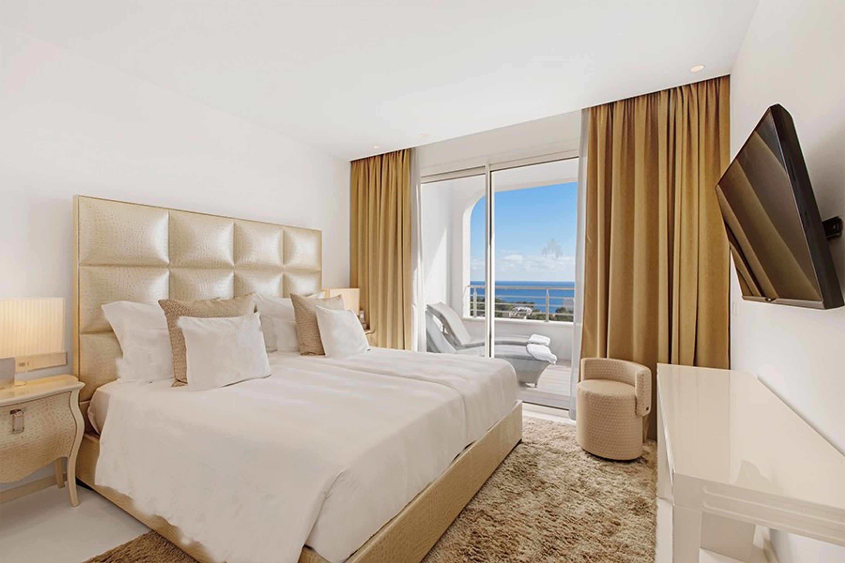 penthouse suite fendi uso individual terraza, vistas al mar | view from room