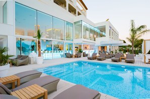 Piscine extérieure